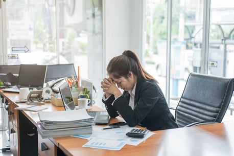 https---blogs-images.forbes.com-louisechunn-files-2019-03-Workplace-Stress-25.03.19-1200x800